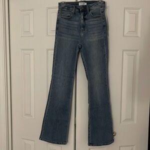 NWOT Cello Jeans Size 3 Seam and Slit on Back Legs